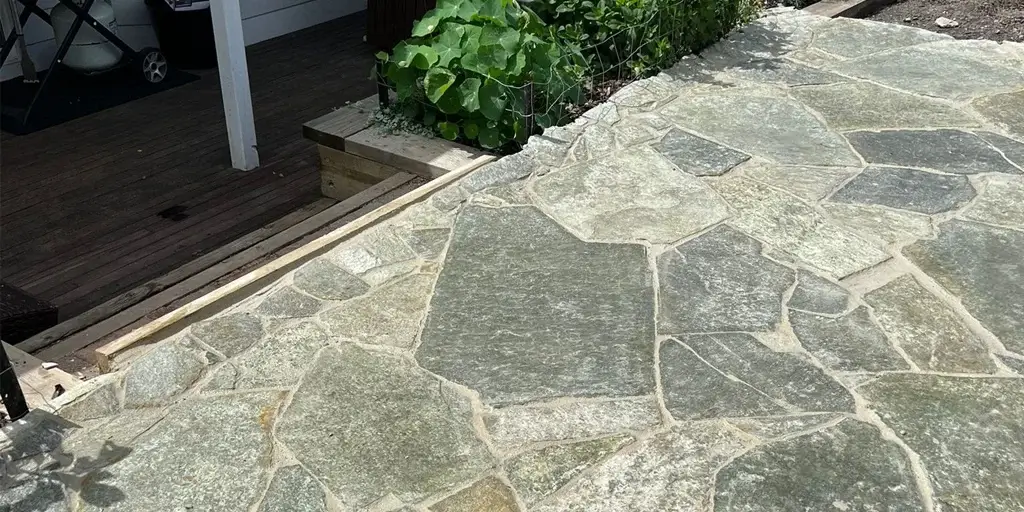 Exploring the Possibilities: Using Crazy Pavers on Walls