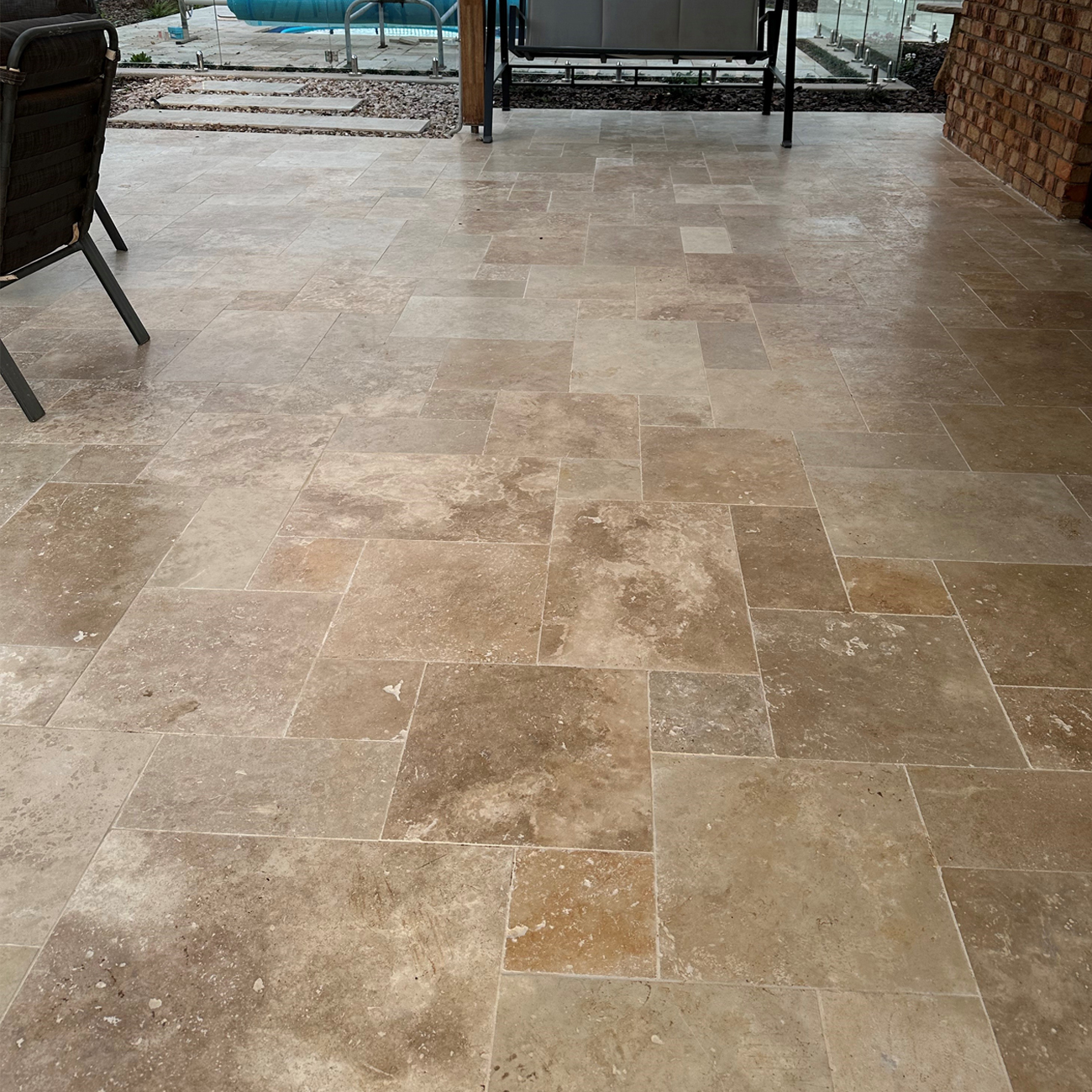 French Pattern Travertine