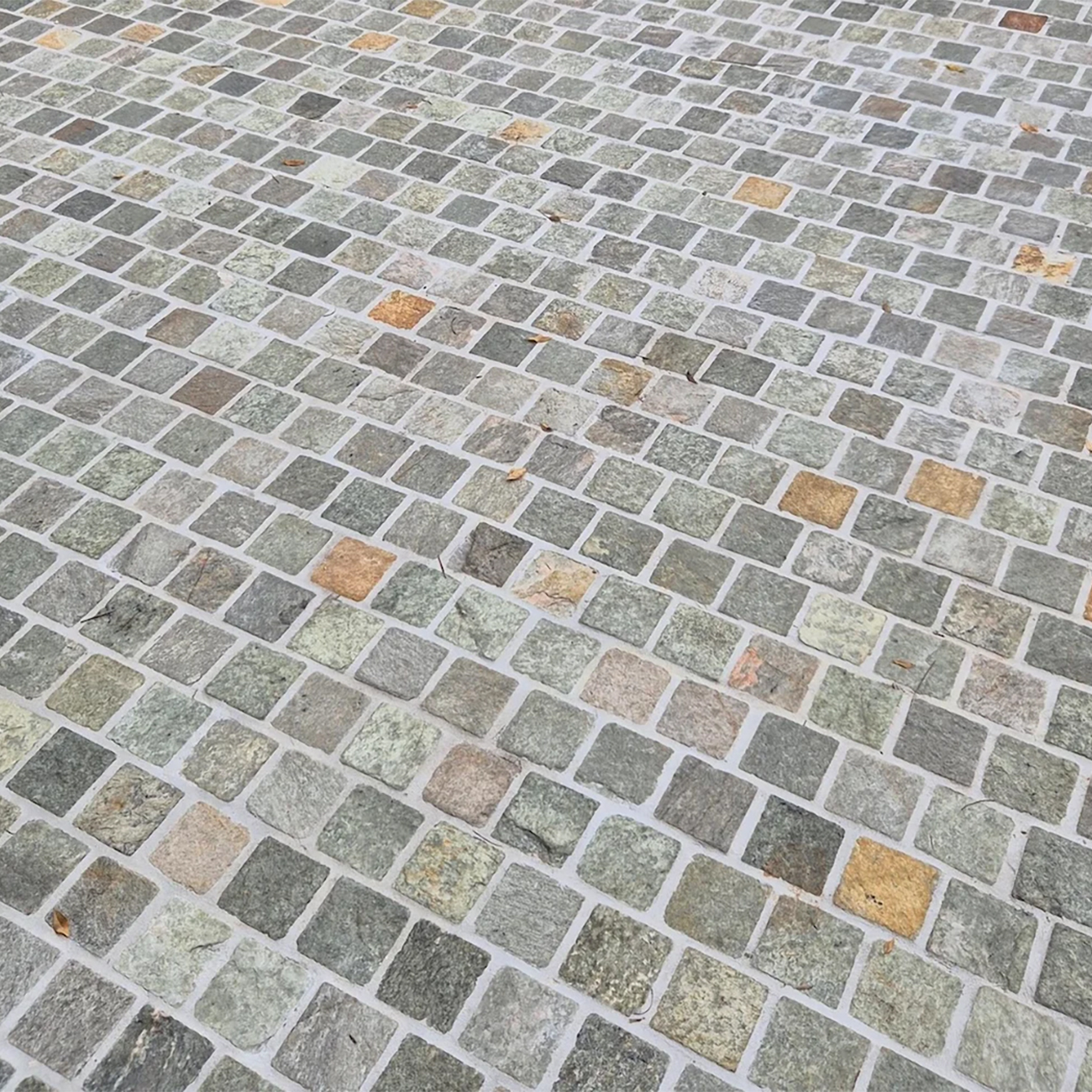 Summit Cobblestone Mesh Back Cobblestone