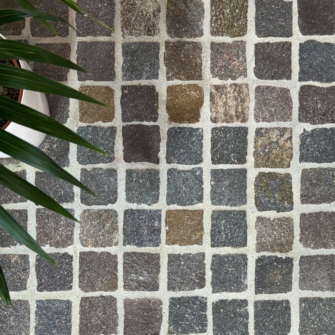 Italian Porphyry Loose Cobblestone