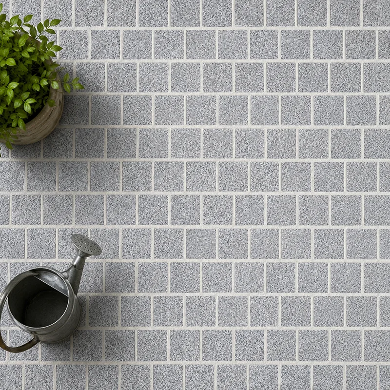 Silver Grey Mesh Back Cobblestone
